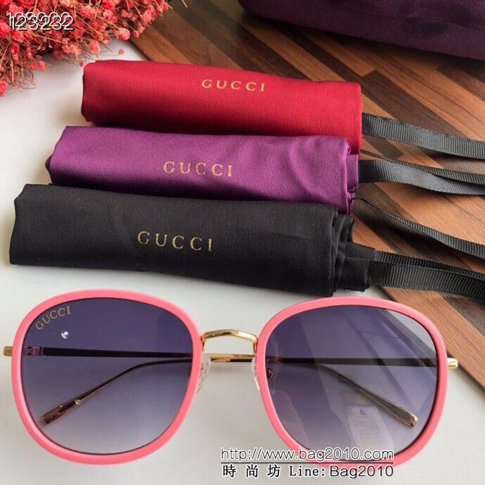 GUCCI古馳 2019新款 時尚高雅墨鏡 1067  lly1375